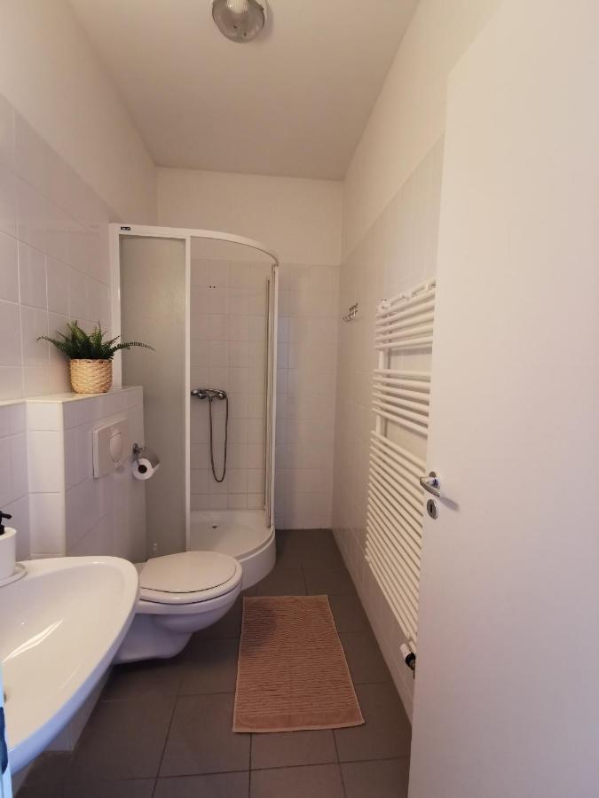 Hid Ifjusagi Szallo Hostel Dunaújváros Екстериор снимка